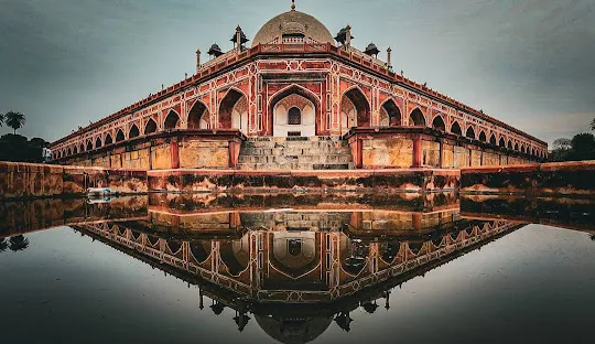 Discover the Magic of India: Explore Its Wonders with Perfect Tour Packages